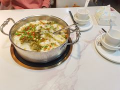 -德林酸菜鱼火锅(南丹店)