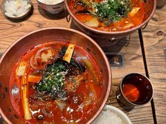 -成都你六姐·牛肉冒菜(上海环宇荟店)