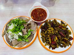 手撕狗肉-三姐妹冷面馆(保卫路店)