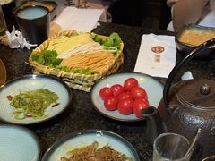 -湊湊火锅·茶憩(新中关购物中心店)