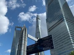 -陆家嘴空中步行连廊