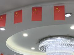 -咿呀口腔(光谷分院)