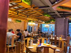 大堂-巢爷老味(东方红店)