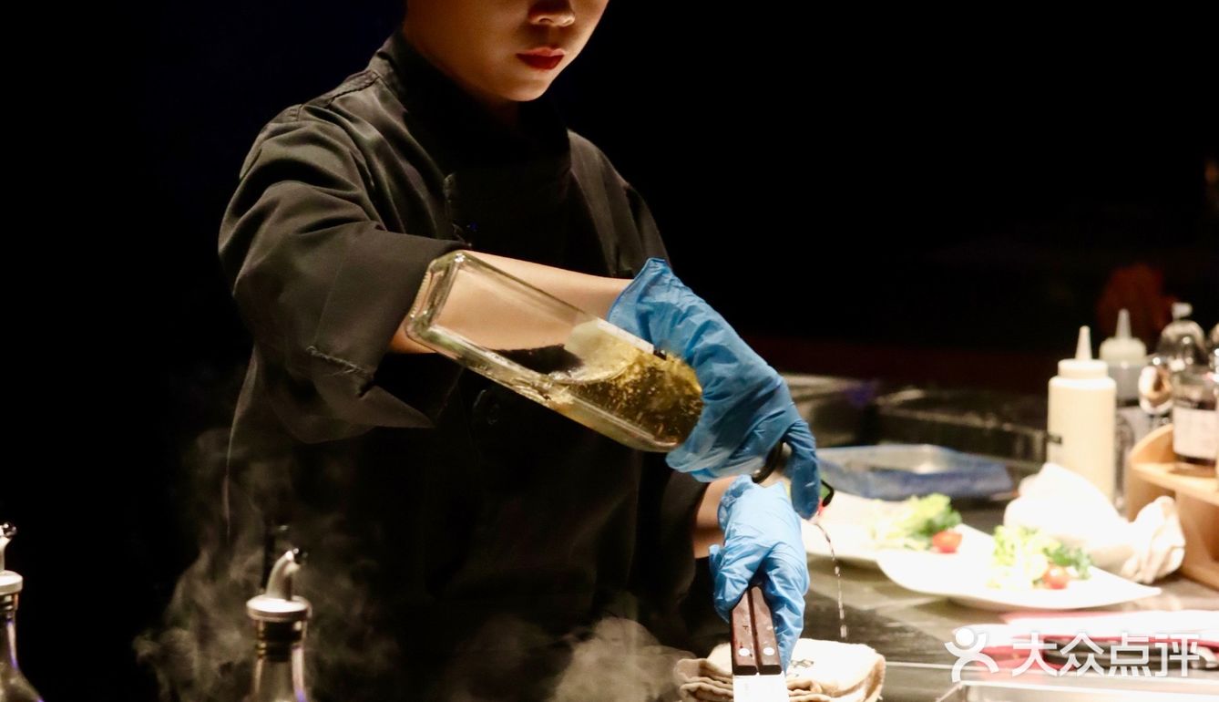 星级酒店🏨享受一场“放题”铁板烧