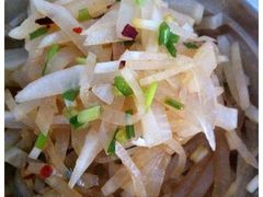 凉拌萝卜-河南占军烩面馆(中华广场店)