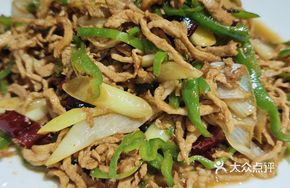 Hongtong Green Pepper Shredded Pork