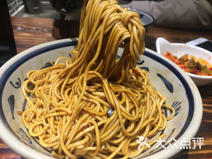 黑白电视老长沙吃货铺(皇庭广场店)秘制拌面图片 - 第11张