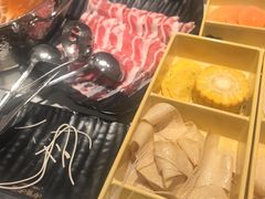 -呷哺呷哺 黄金牧场 (中发百旺店)