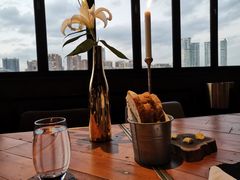 餐前包-AZUL by FUEL蓝色·法式酒馆(琶醍店)