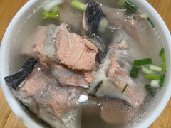 三文鱼汤-江南红鱼汤(洋中花园店)