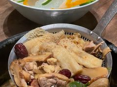 -蘑界·野生菌火锅(深业上城店)