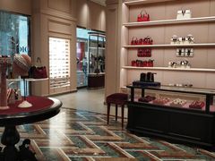 -Gucci(重庆IFS店)