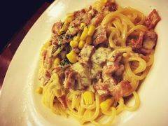 -玛格萝妮比萨屋(四平店)
