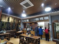 -遵义虾子张六羊肉粉(普陀路店)