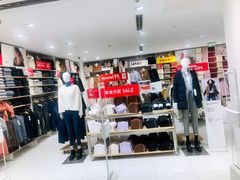 -优衣库(上海正大广场店)