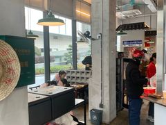 -方铲铲·成都板凳面(滨江银泰店)