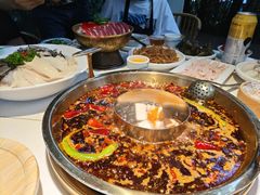 -二荆条·城市森林火锅旗舰店