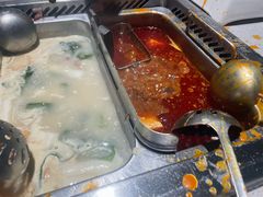 -海底捞火锅(海宁路店)