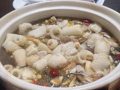 -东巴谷野生菌火锅餐厅