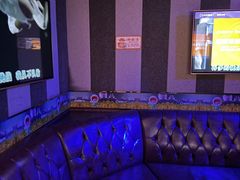 -唱吧麦颂KTV(松江五龙商业广场店)