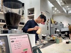 -玫瑰咖啡(中山六路店)