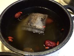 除湿安神药膳锅-一叶一世界•素食餐厅(环球中心店)