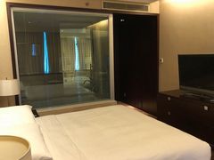 -上海龙之梦万丽酒店