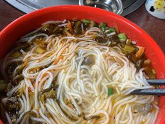 -正宗李家土鸡米线店