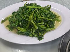 -新峰肉骨茶