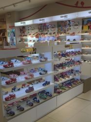 -孩子王(塘沽滨海万达店)