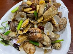 -湖南人家湘菜馆(镇江路店)