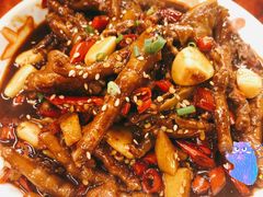 招牌烧鸡脚-小辉哥大排档(船山路总店)