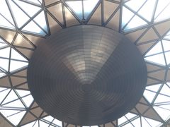 -上海滴水湖皇冠假日酒店