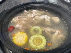 -野迹·石橄榄鸡·烧烤(新洲店)