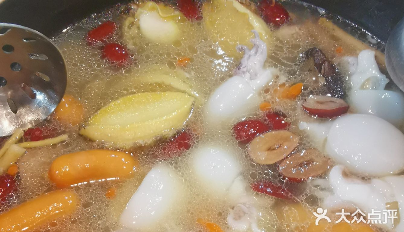 鮑魚鷄煲