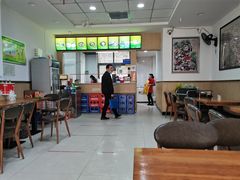 大堂-薛家老店薛昌利大米凉皮(八府庄店)
