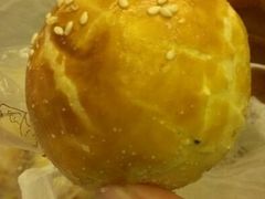蛋黄酥-闻酥园(青羊区文殊坊店)