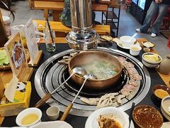 -阿山卓·野生菌火锅·纳西火塘烤肉