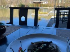 -丽江悦榕庄酒店-明月·雪山庭院餐厅