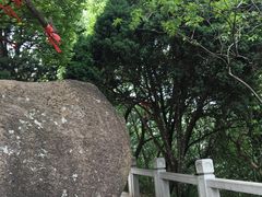 -灵岩山风景区