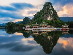 -星湖旅游景区七星岩