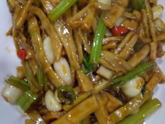 烧汁三味菌-良师门滨海人家·海鲜·家常菜(滨海城店)