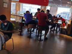 -麦当劳(世博广场店)