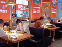 大堂-蜀香三绝·牛蛙·烤鱼·天府炒鸡(安丘泰华店)