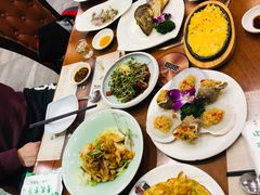 -青瓦餐厅·生鱼片·韩园烤肉(西塔店)