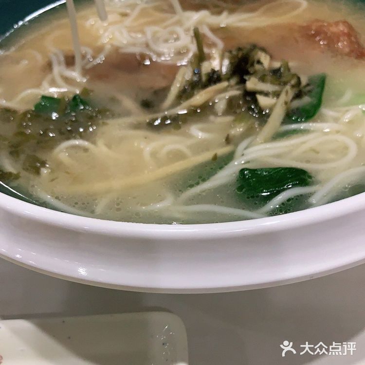 绍兴偶遇生煎包