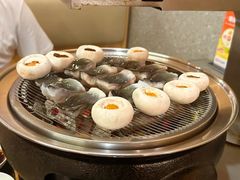 -围炉肉舍•炭烤活鳗•丹东海鲜烤肉(步行街店)