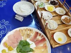 过桥米线状元套餐-桥香园云南过桥米线(金马碧鸡店)