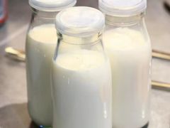 -生活如沸·顺德水牛奶火锅(大学路店)
