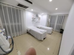 点击看大图 -凡碧诗毛孔清洁收细